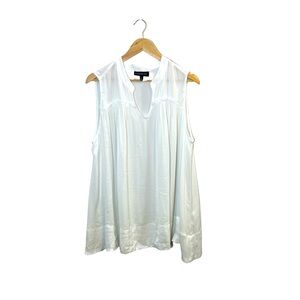 Lane Bryant White Sleeveless Blouse with Ruffle Detailing size 20
